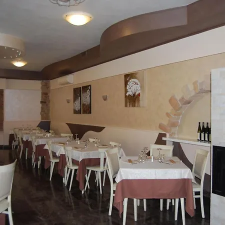 Otel Iscla 3*